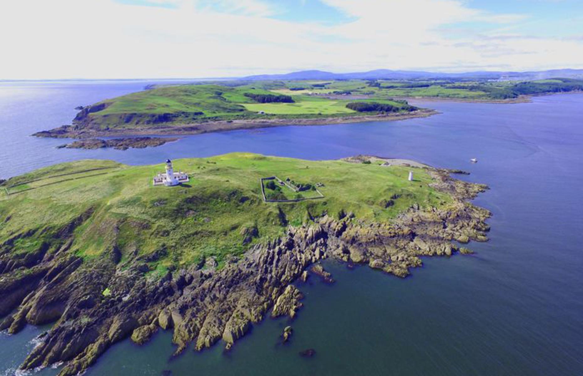 Little Ross Island, Scotland: $457,000 (£325k) 